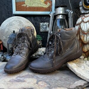 Sofft Womens Amoret Leather Boots